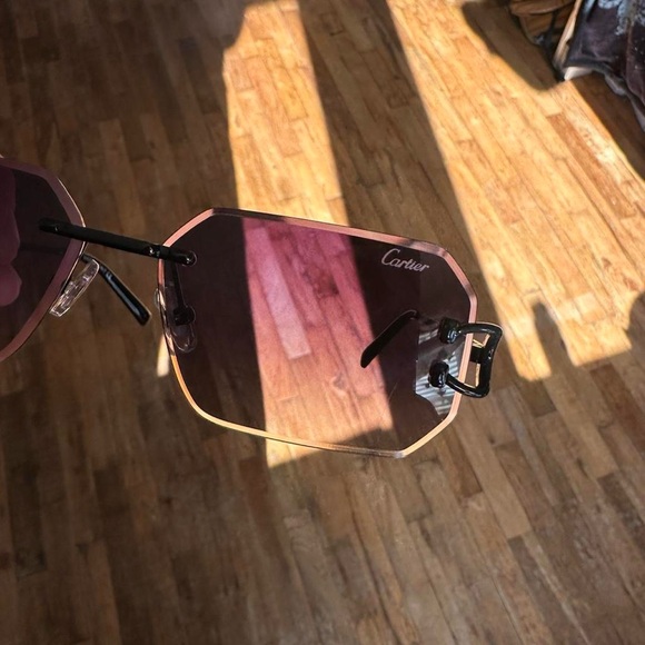 Cartier Gradient Pink Rimless Sunglasses - Picture 2 of 6